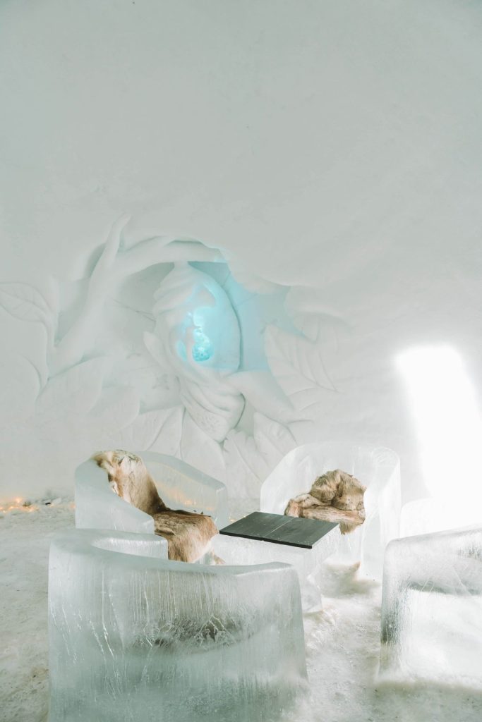 Arctic snow hotel