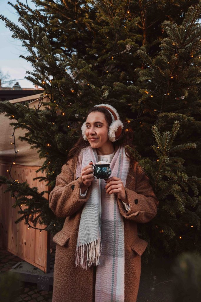 Mercado de Natal no Simon Stevinplein em Bruges.