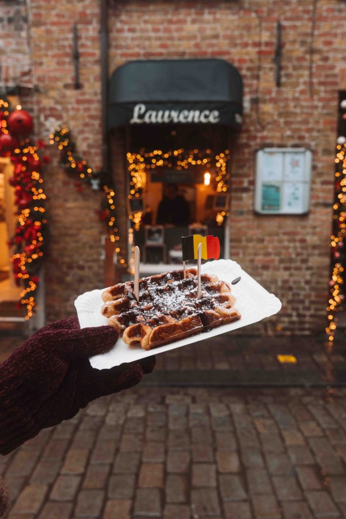 Waffles belgas tradicionais em Bruges.