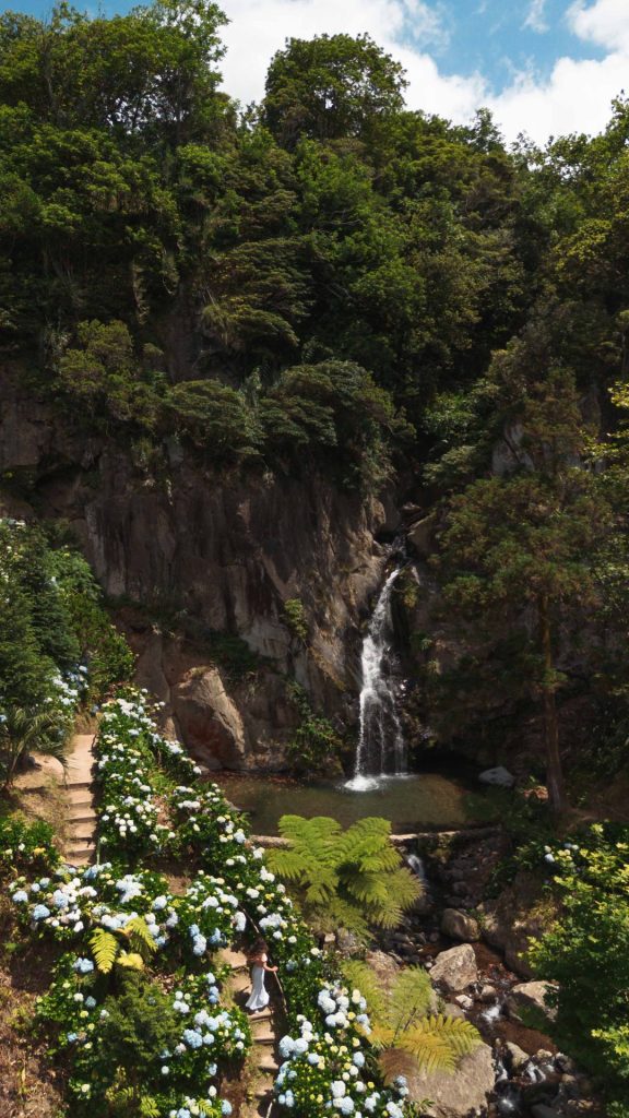 Trilho curto até à cascata do Limbo nos Açores