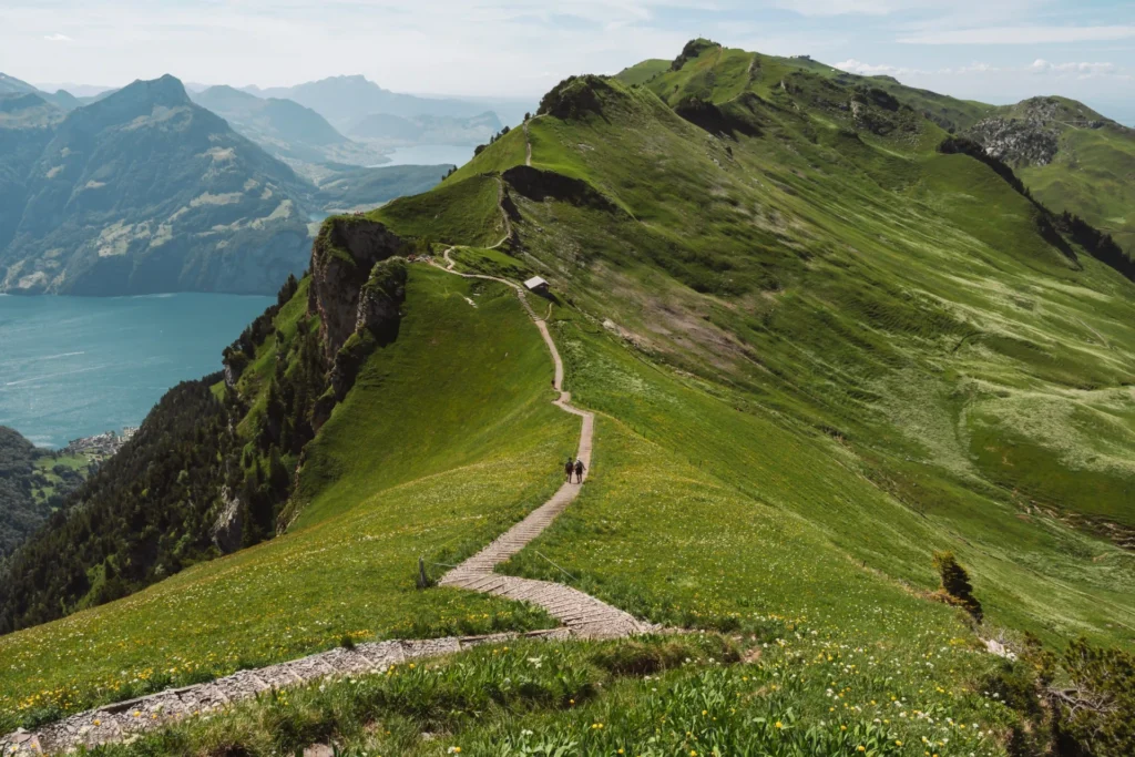 Stoos Ridge Trail, um dos trilhos mais bonitos da Suíça