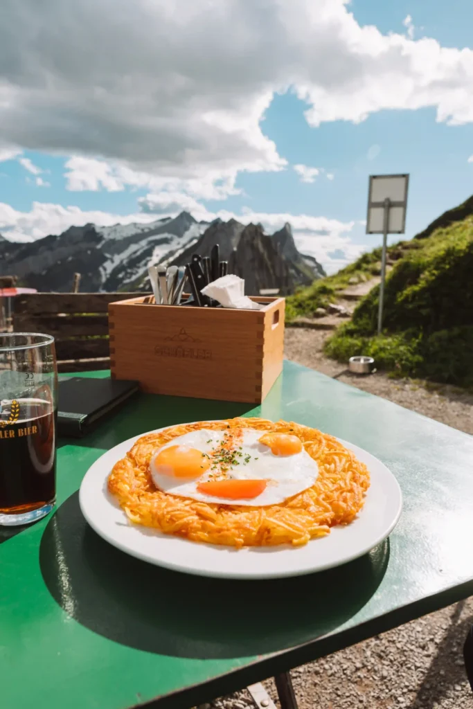 Rösti, one of the most traditional dishes in Swiss cuisine